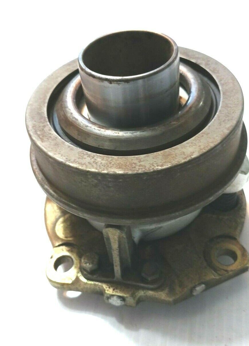 FERRARI 348 PARTS  5 speed manual T/O BEARING AND CARRIER 144984 155226