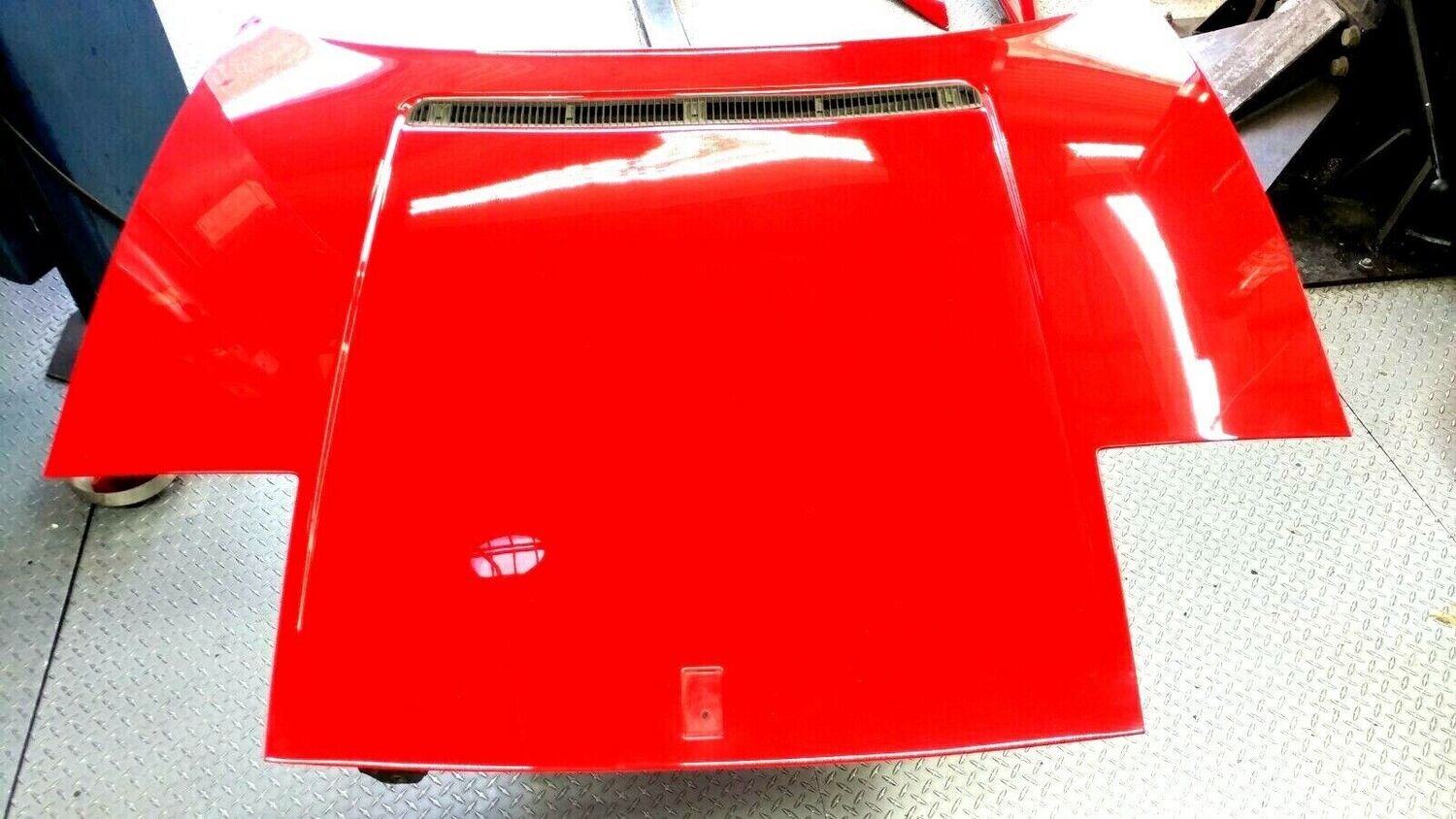 FERRARI 348 PARTS  RIGHT FRONT HOOD BONNET 64304800