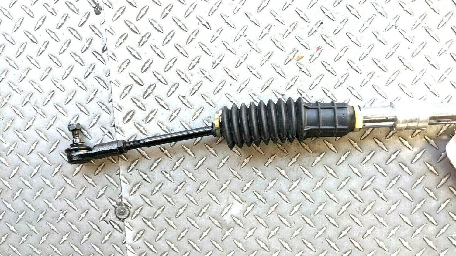 FERRARI 308 PARTS STEERING RACK WITH TIE RODS 149201 149199