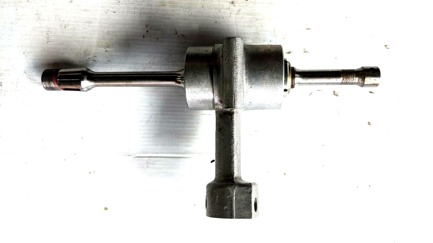 FERRARI 308 PARTS STEERING SUPPORT FOR IGNITION LOCK 106611