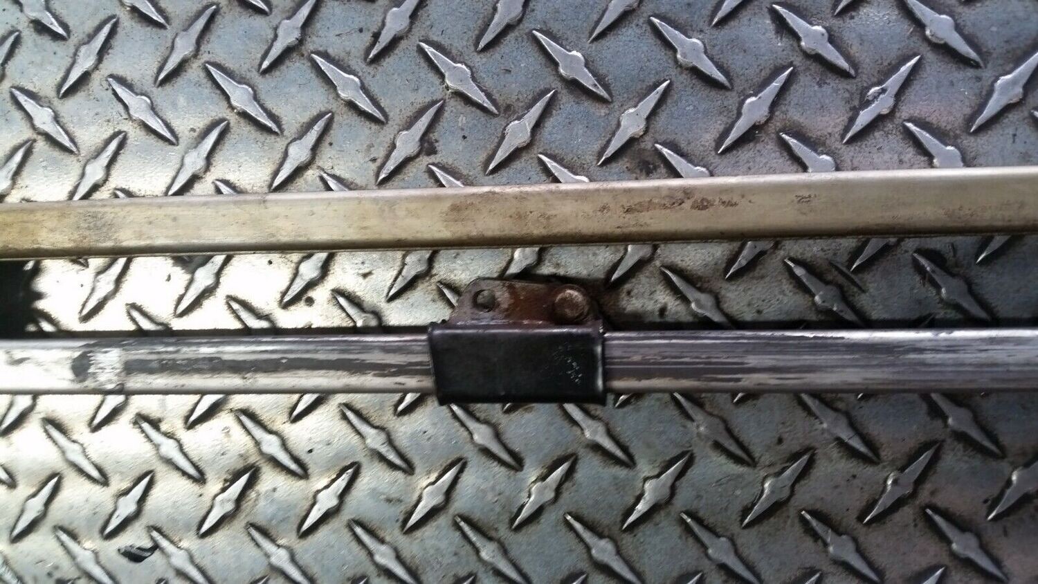 65 - 80 ROLLS ROYCE SILVER SHADOW ANY SIDE WINDOW REGULATOR chain and rails
