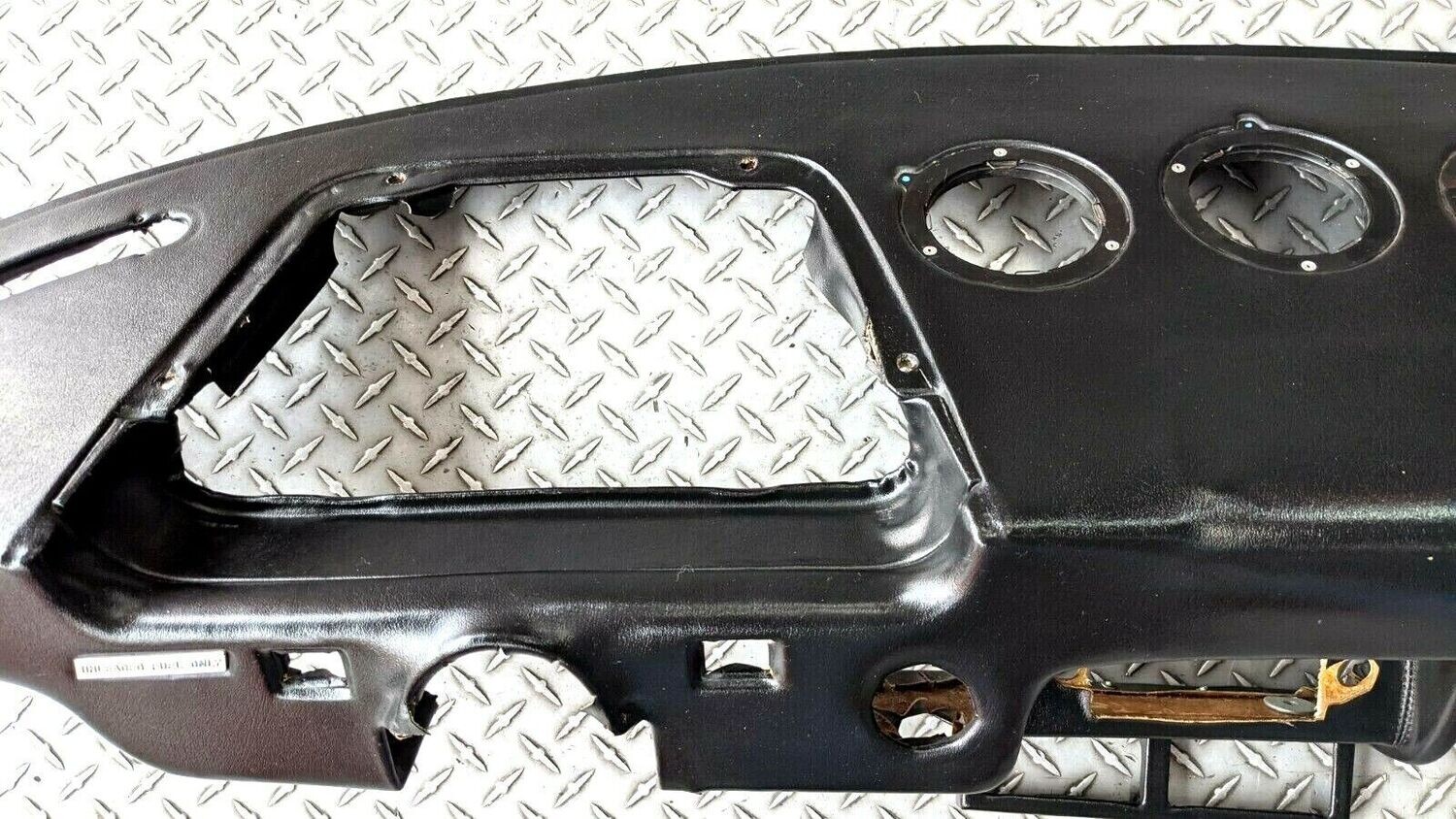 FERRARI 308 GTSi INTERIOR part BLACK DASHBOARD EXCELLENT CONDITION 60303500