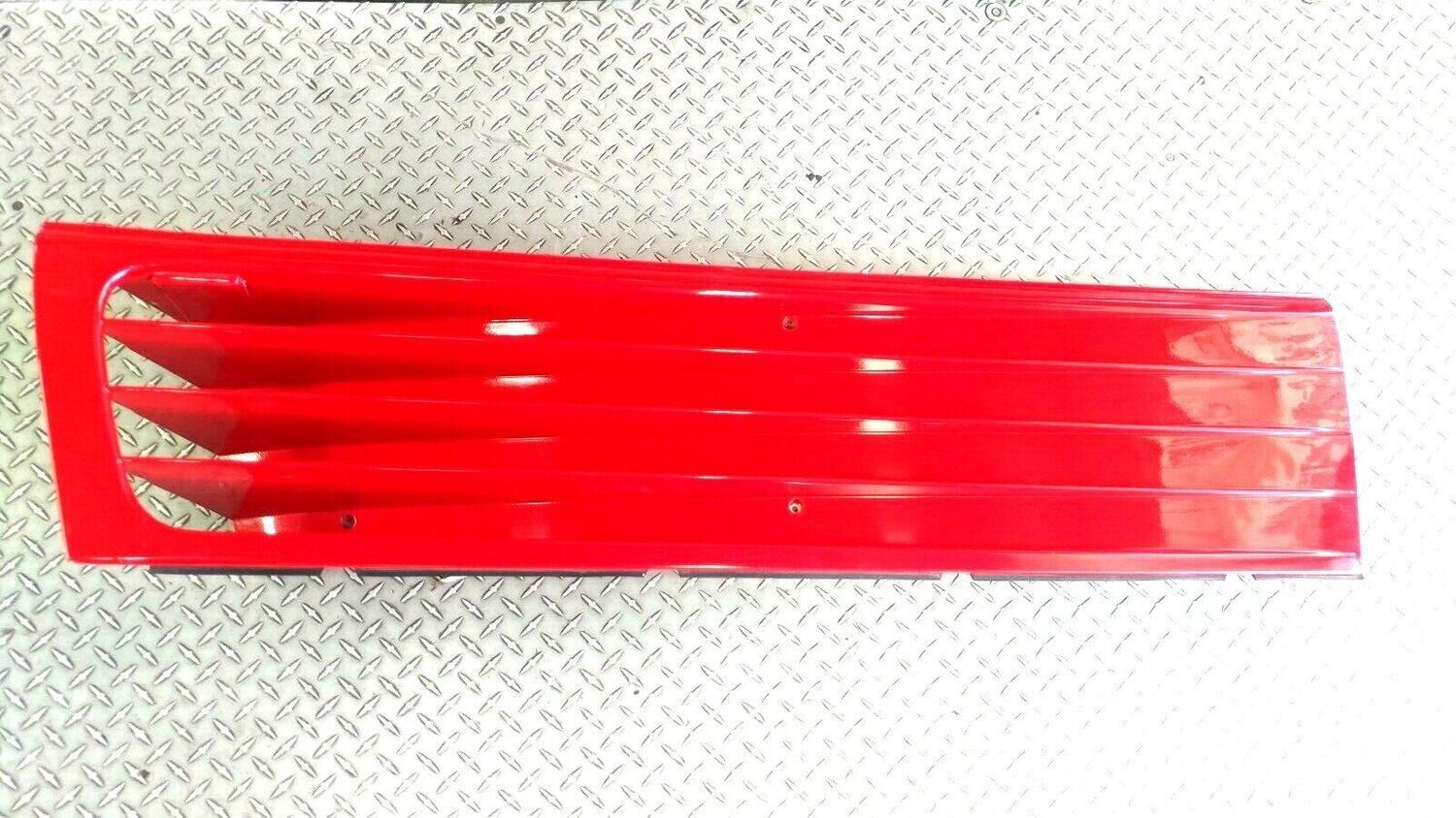 FERRARI 348 PARTS RIGHT DOOR GRILL 62118210