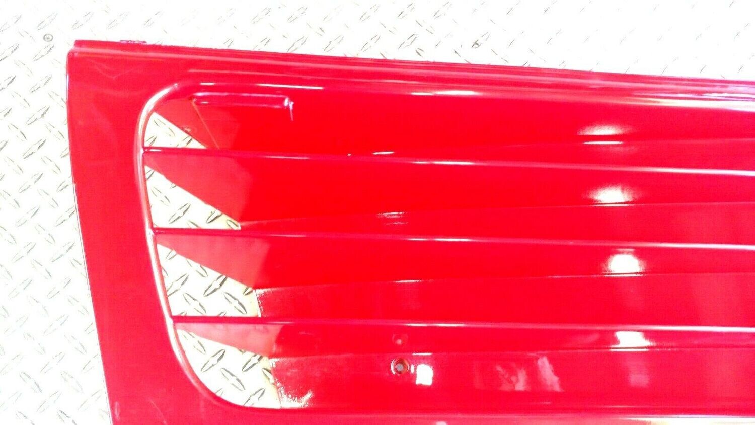 FERRARI 348 PARTS RIGHT DOOR GRILL 62118210