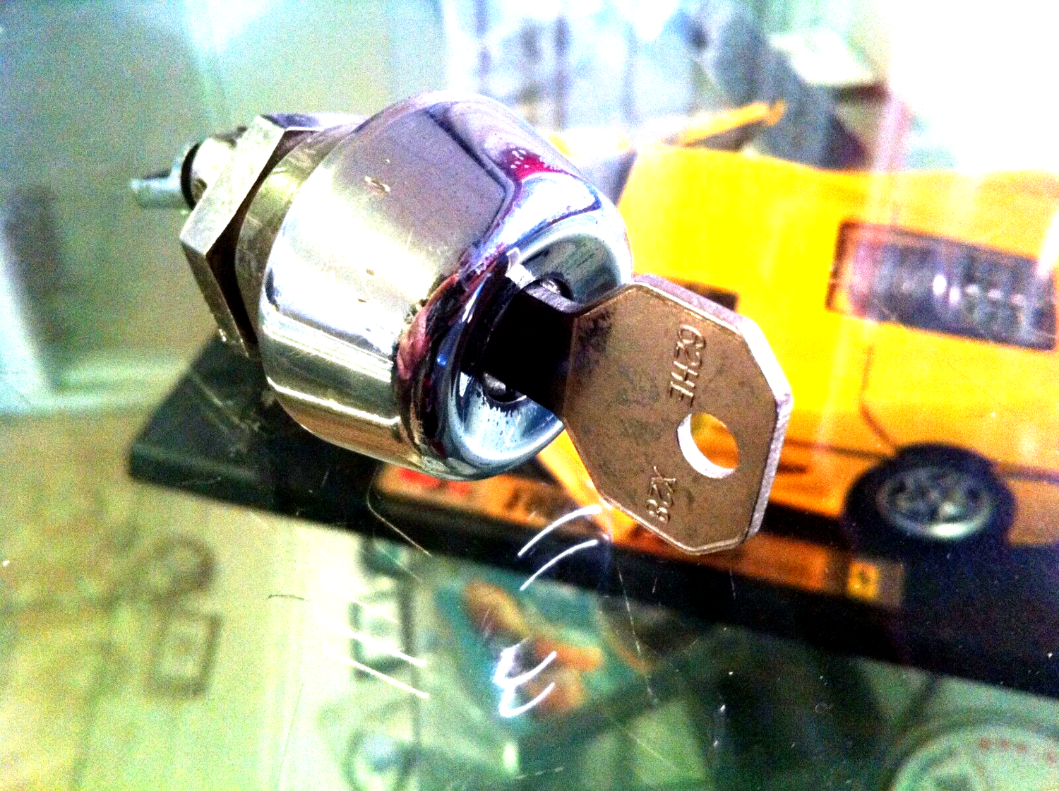 65 - 80 ROLLS ROYCE SILVER SHADOW CHROME DOOR LOCK