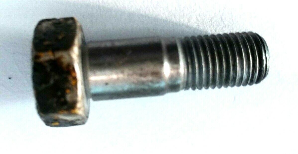 81 - 91 ROLLS ROYCE SILVER SPUR CORNICHE FRONT CALIPER SCREW BOLT UG13704