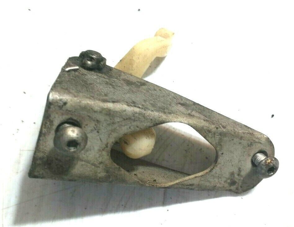 65 - 80 ROLLS ROYCE SILVER SHADOW RIGHT REAR DOOR LOCK TO HANDLE UB13566