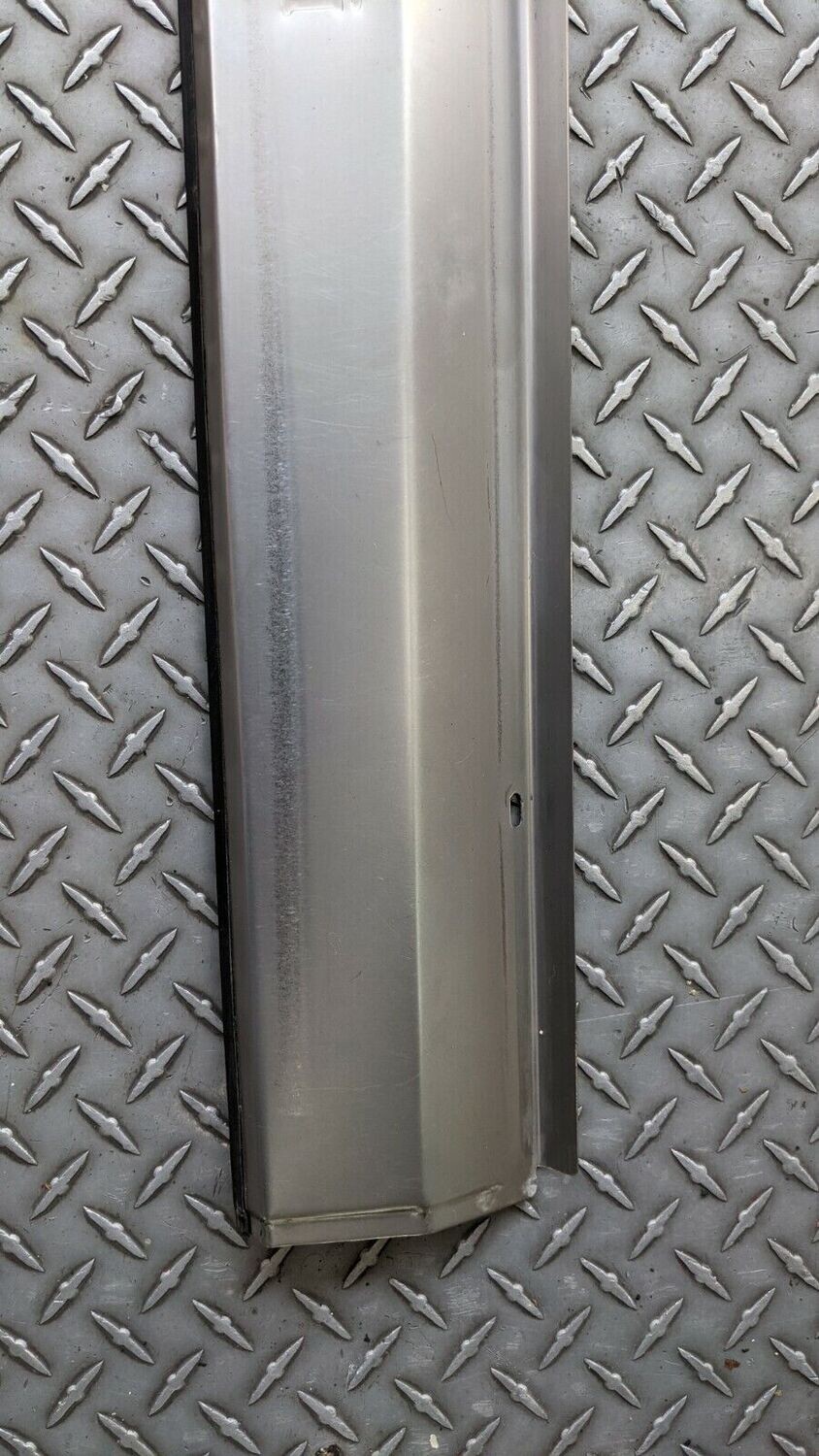 FERRARI 360 SPIDER PARTS LEFT DOOR KICK PLATE SILL RUNNING 68146600