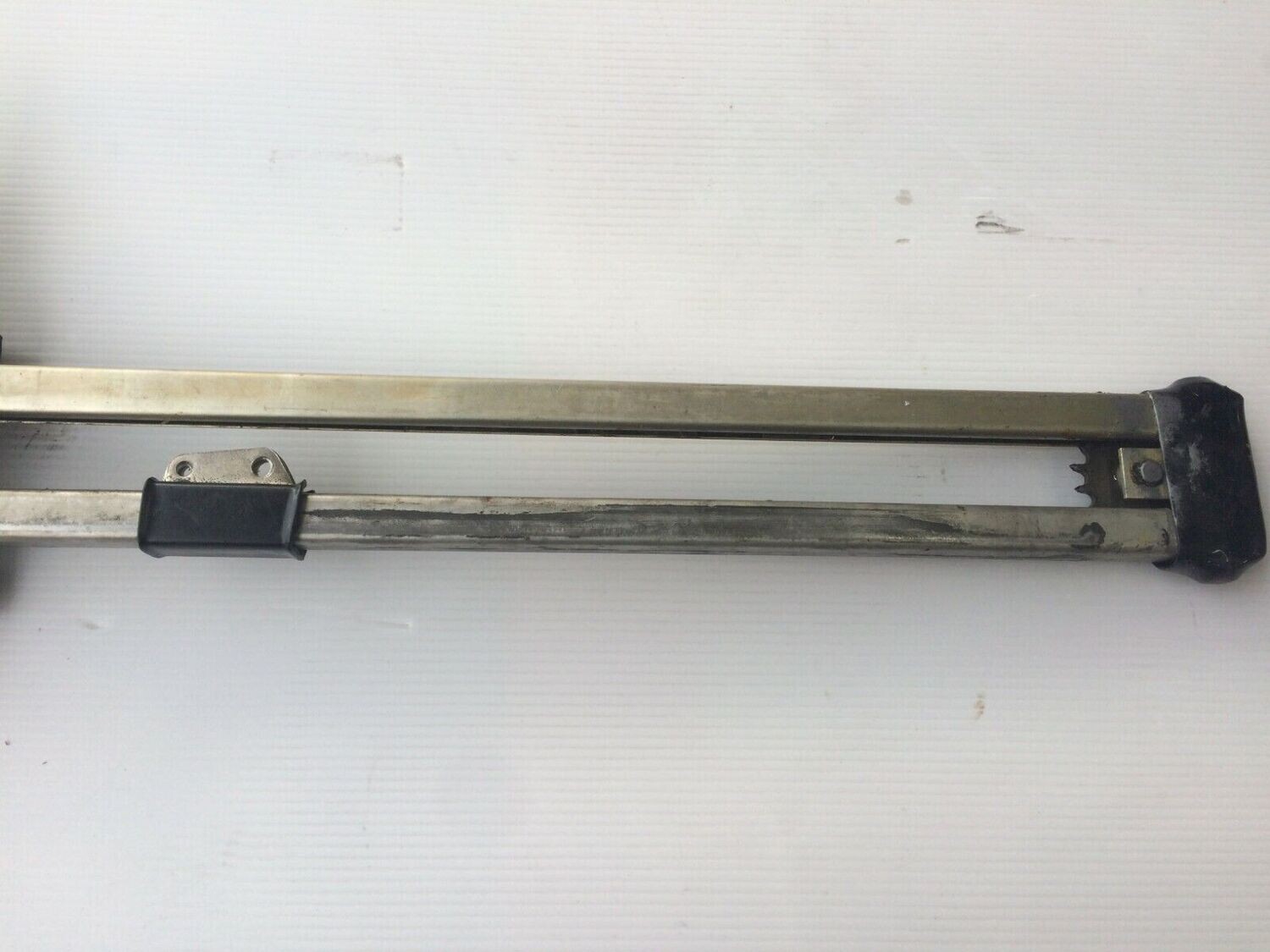 65 - 80 ROLLS ROYCE SILVER SHADOW ANY SIDE WINDOW REGULATOR complete no motor