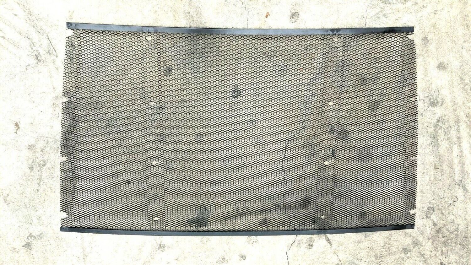 FERRARI 348 TS PARTS ENGINE LID COVER GRID SCREEN 62237100