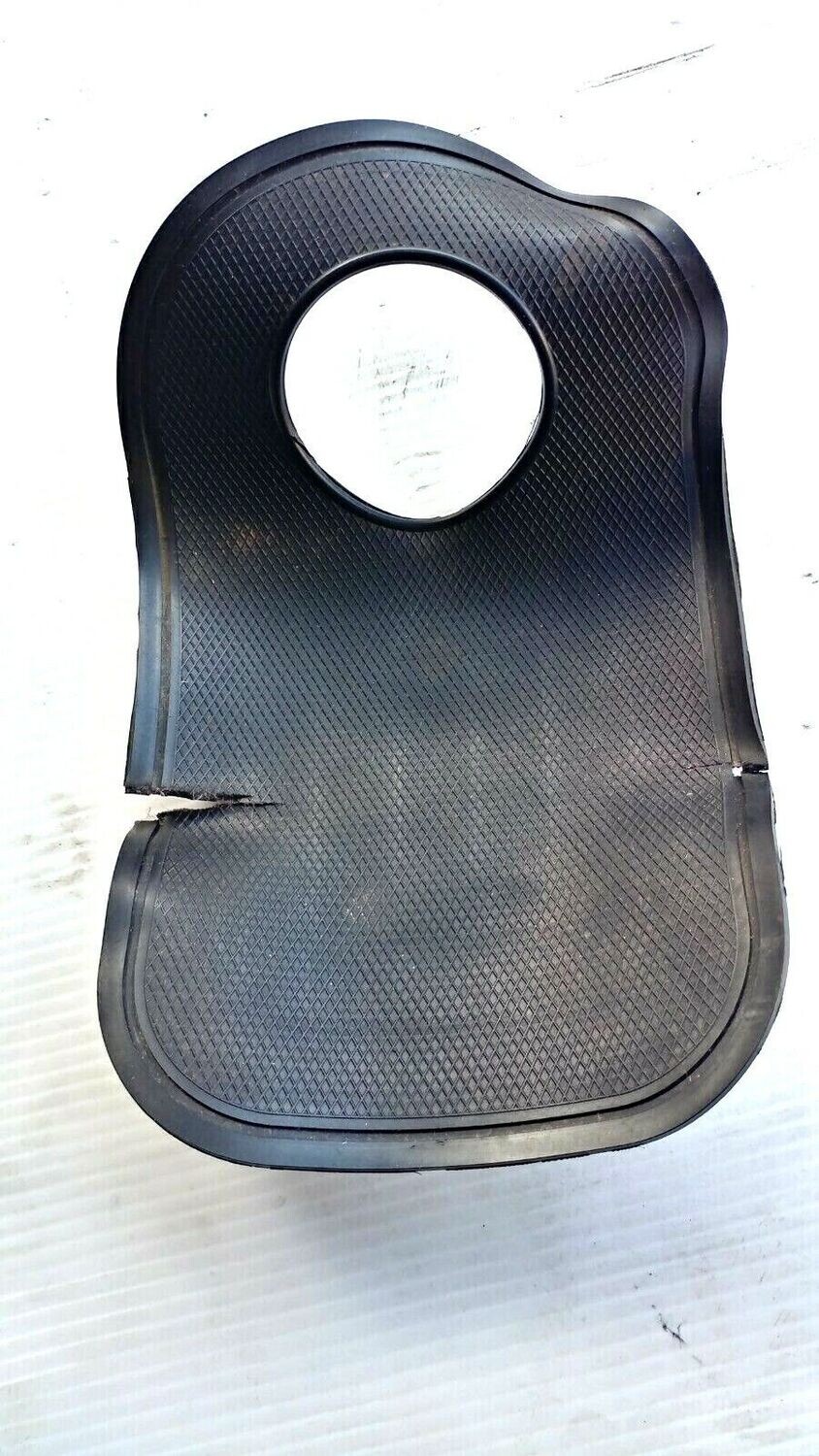 FERRARI 348 PARTS M0089337 fuel tank FILLER NECK BIB PROTECTION RUBBER 62943200