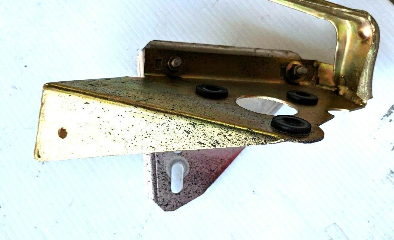 FERRARI 308 PARTS WINDSCREEN WIPER LINKAGE TRANSMISSION 60044500