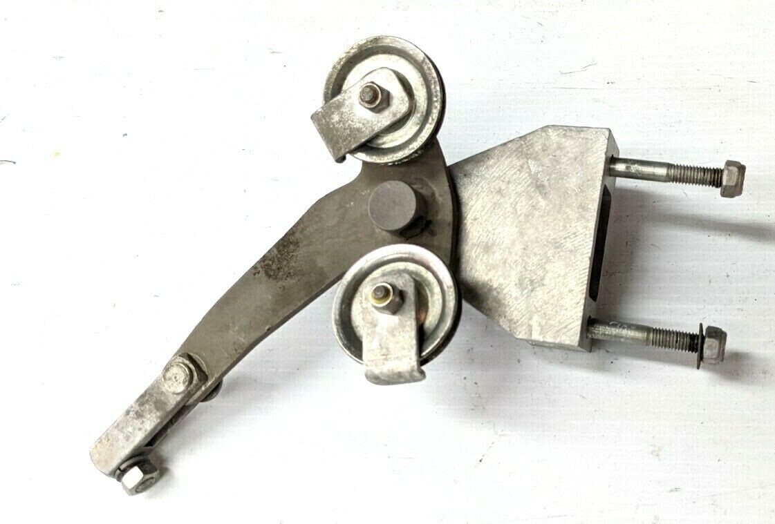 FERRARI 308 81 USA PARTS EMERGENCY BRAKE PIVOT LEVER WITH PULLEYS 113056 106415
