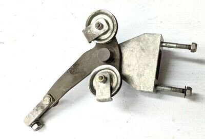 FERRARI 308 81 USA PARTS EMERGENCY BRAKE PIVOT LEVER WITH PULLEYS 113056 106415