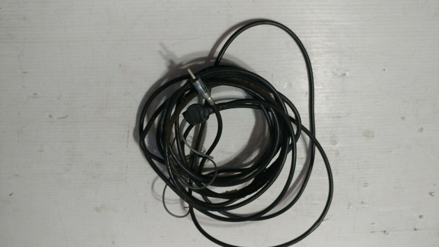 FERRARI 348 PARTS ANTENNA WIRE FROM RADIO TO REAR GLASS