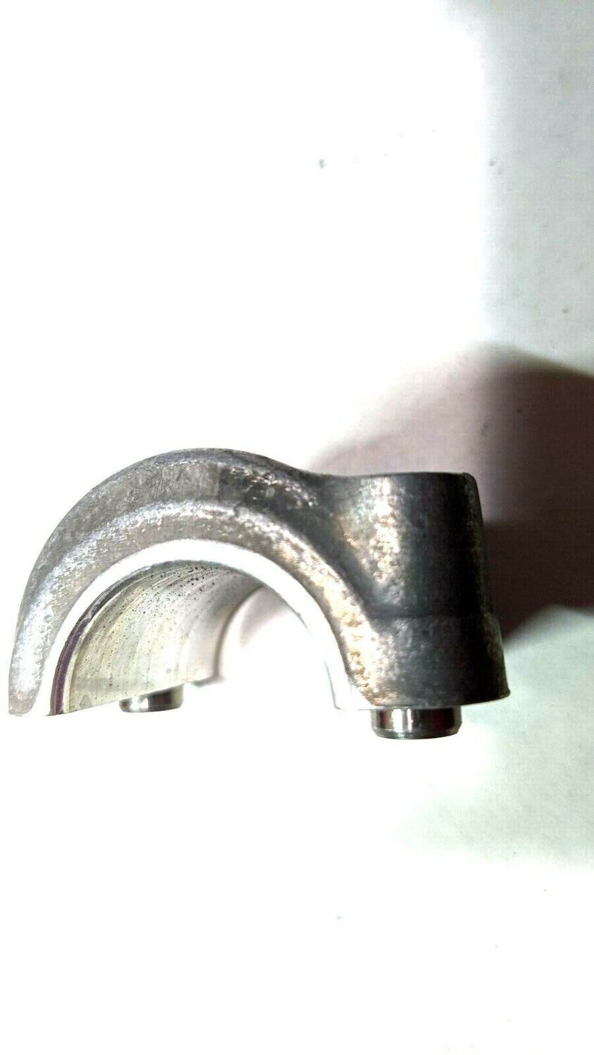 FERRARI 348 PARTS ENGINE RIGHT HEAD CAMSHAFT CAP # 10