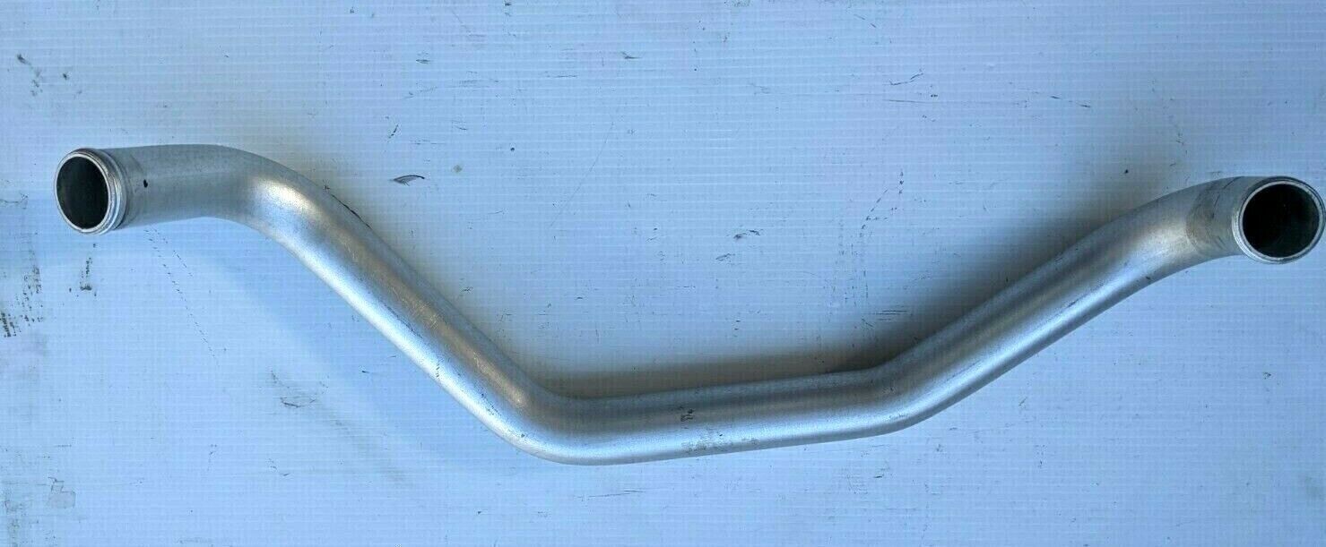 FERRARI 308 PARTS GTS FRONT ENGINE COOLING PIPE FROM THERMOSTAT 106691