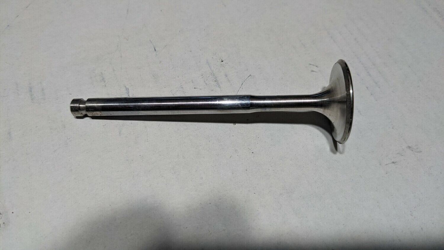 FERRARI 348 PARTS ENGINE CYLINDER HEAD INTAKE VALVE 137955