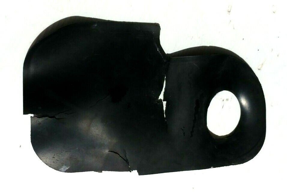 FERRARI 308 GTSi Fuel CAP BIB RUBBER ORIGINAL RIPPED 60134202