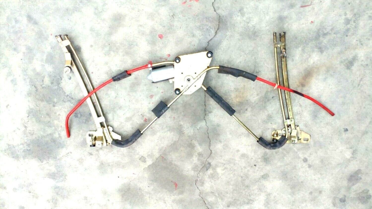 FERRARI 348 PARTS LEFT DOOR WINDOW REGULATOR WITH MOTOR 62107300