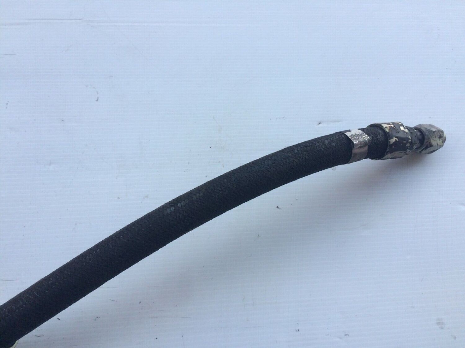 ROLLS ROYCE SILVER SPUR BENTLEY MULSANNE ENGINE oil cooler hose UE72975