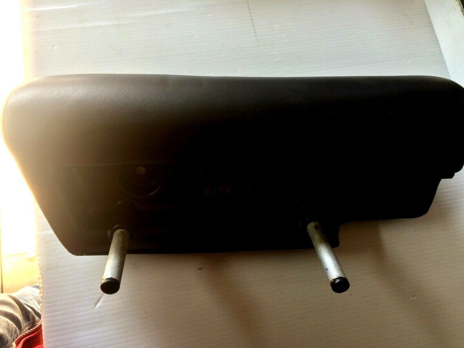 ROLLS ROYCE SILVER SPUR LEFT REAR HEAD REST black excellent condition