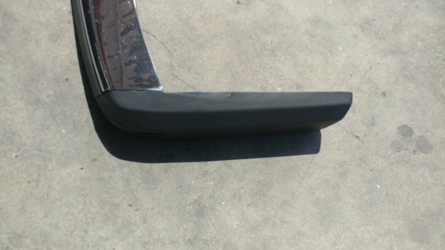 65 - 80 ROLLS ROYCE SILVER SHADOW REAR BUMPER complete. Bar, extensions, chrome