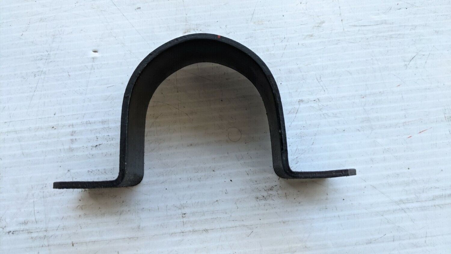 FERRARI 308 GTSi FRONT OR REAR BUMPER CLAMP FOR SHOCK USA MODEL 40204208