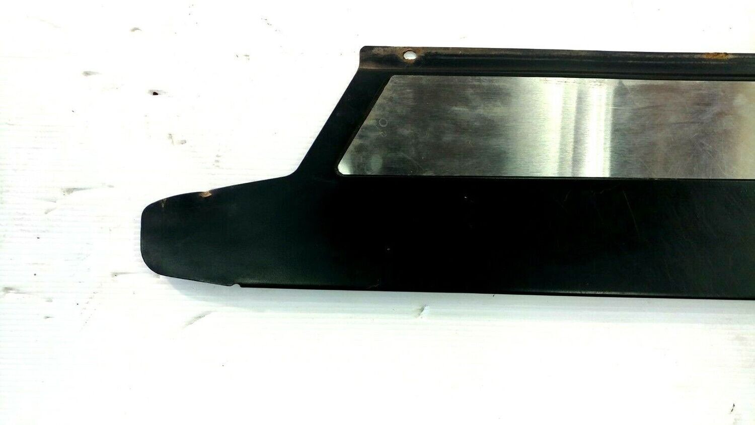 FERRARI 348 PARTS M0089337 DOOR SILL LEFT RUNNING BOARD KICK PLATE 62172000