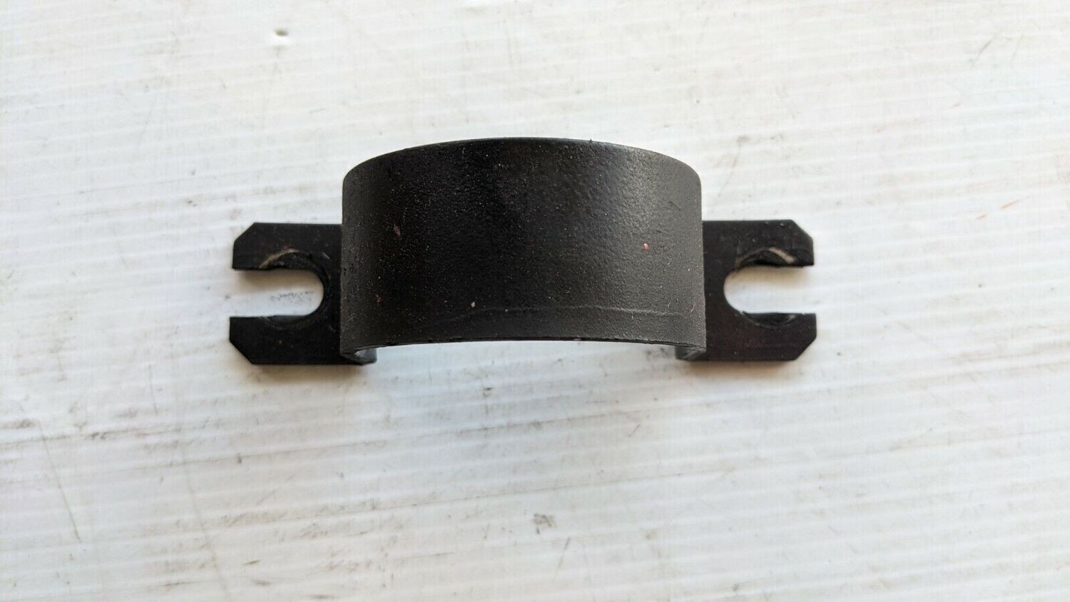 FERRARI 308 GTSi FRONT OR REAR BUMPER CLAMP FOR SHOCK USA MODEL 40204208