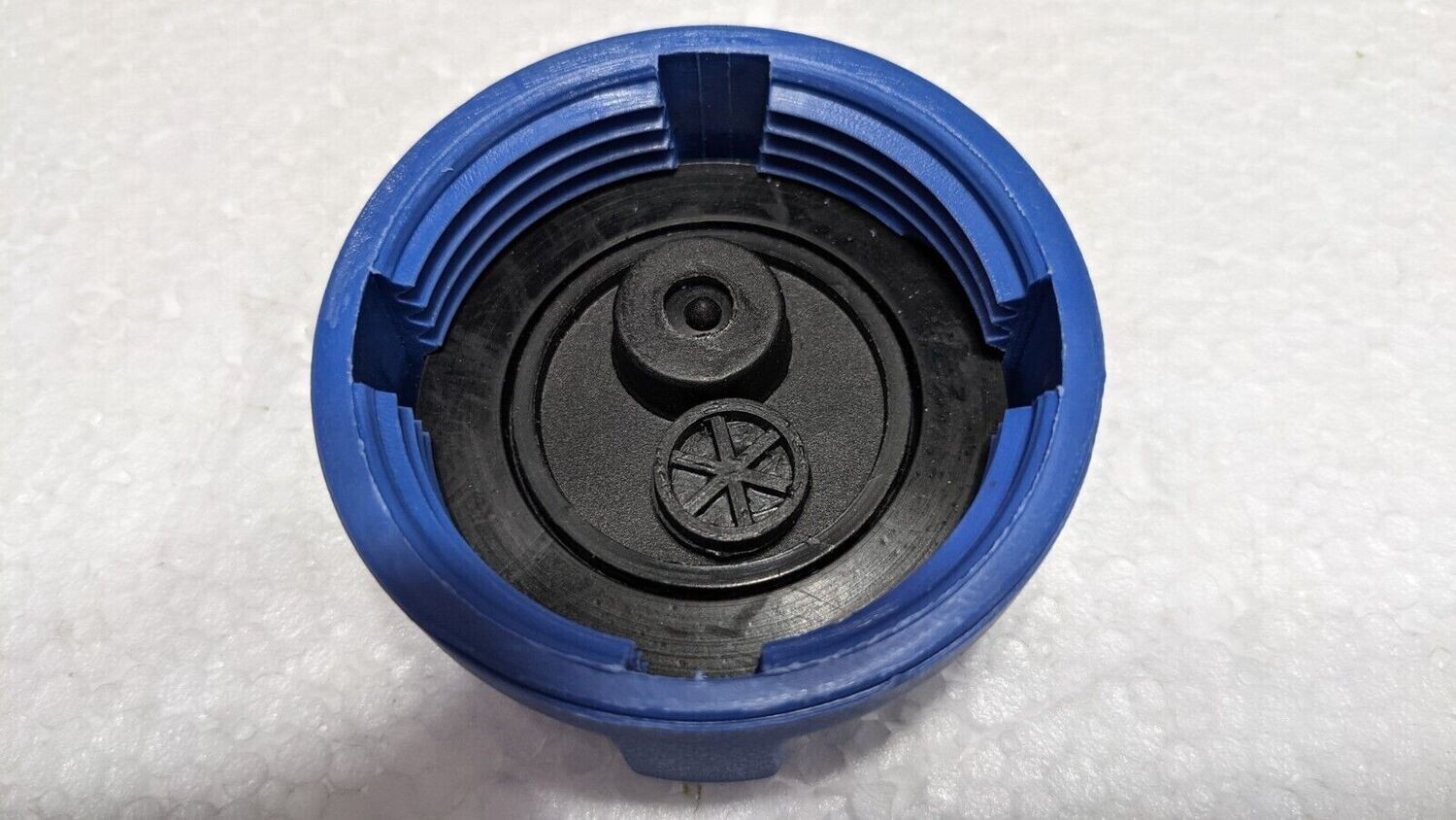 Porsche 911 COOLANT EXPANSION TANK CAP NEW 1999 t0 2013