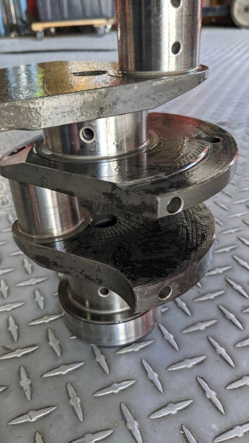 FERRARI 348 PART ENGINE CRANKSHAFT STANDARD 128794