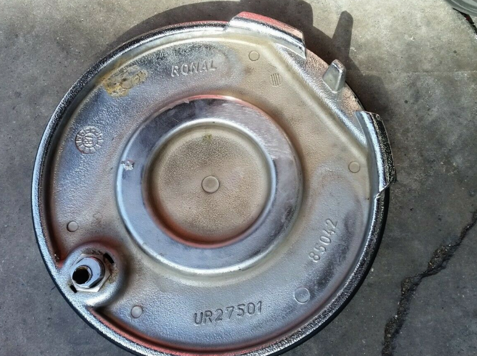 65 98 BENTLEY 15x6 1/2 A CENTER CAP HUB CAP CHROME