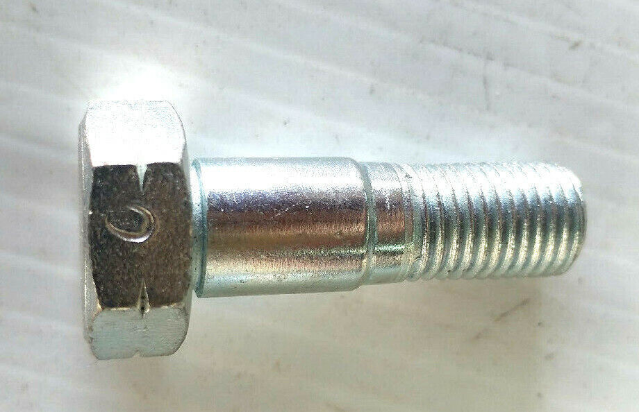 Rolls Royce Silver Shadow Spirit Front Brake Calipers FASTENING BOLT UG13704