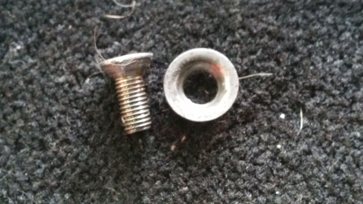 65 - 80 ROLLS ROYCE SILVER SHADOW RIGHT DOOR front rear latch SCREW , WASHER