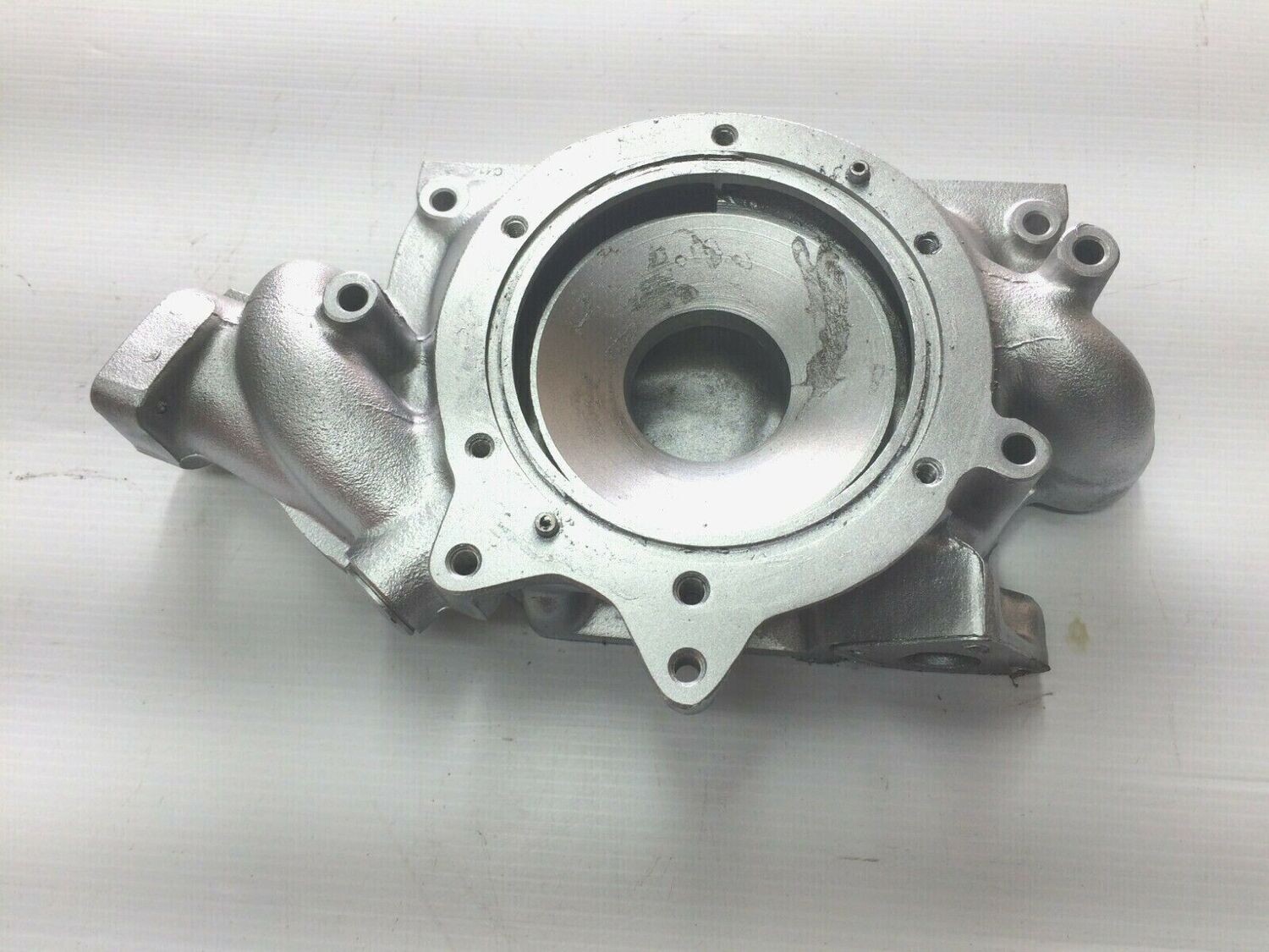BENTLEY ROLLS ROYCE SILVER SPUR coolant water pump base housing volute UE46058