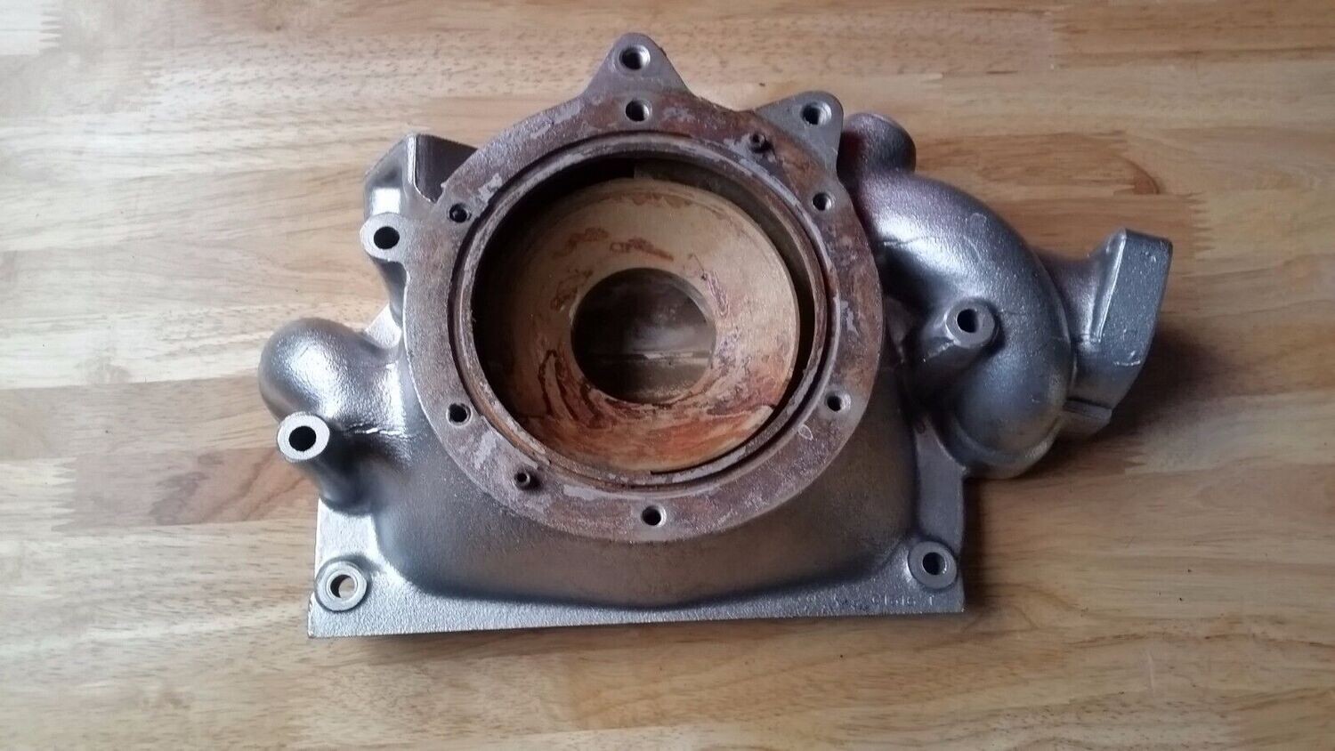 81 to 89 Rolls Royce Silver Spirit Spur front engine upper timing cover and pump