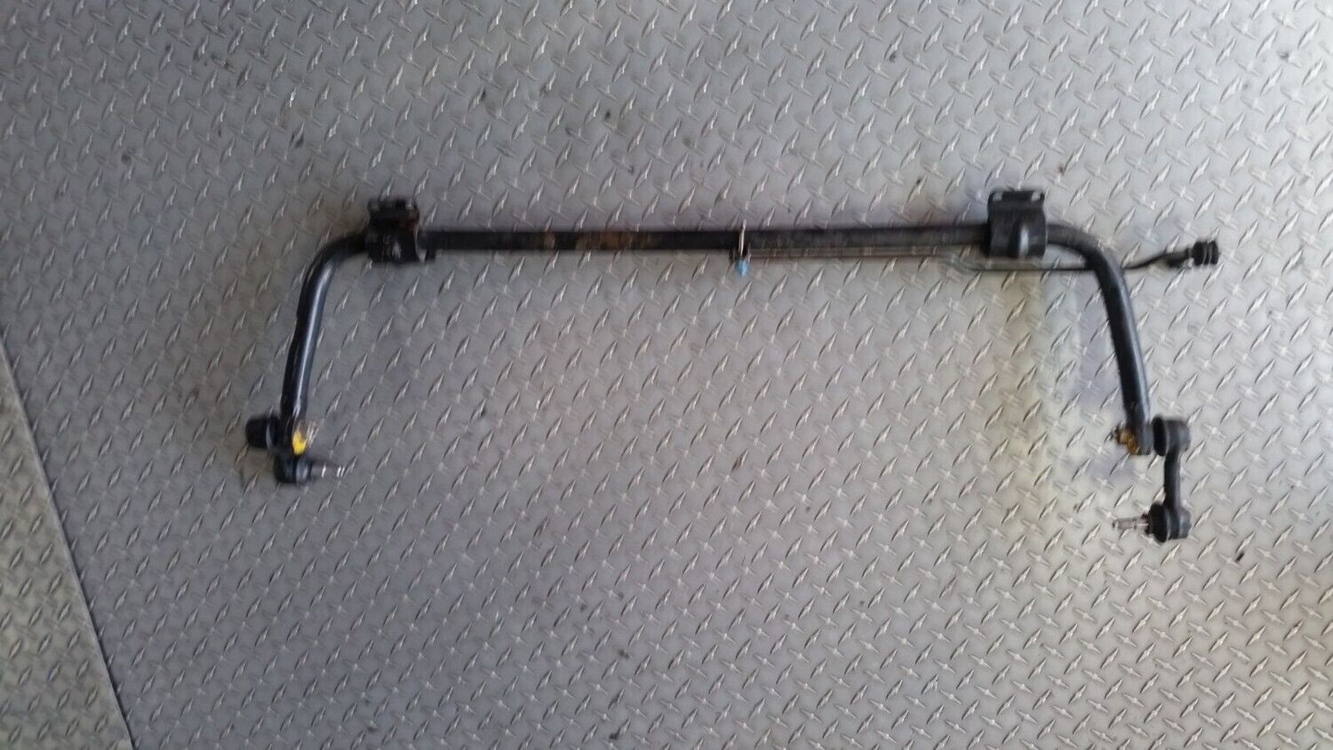 1998 Rolls Royce Silver Spirit Spur REAR sway stabilizer bar with links