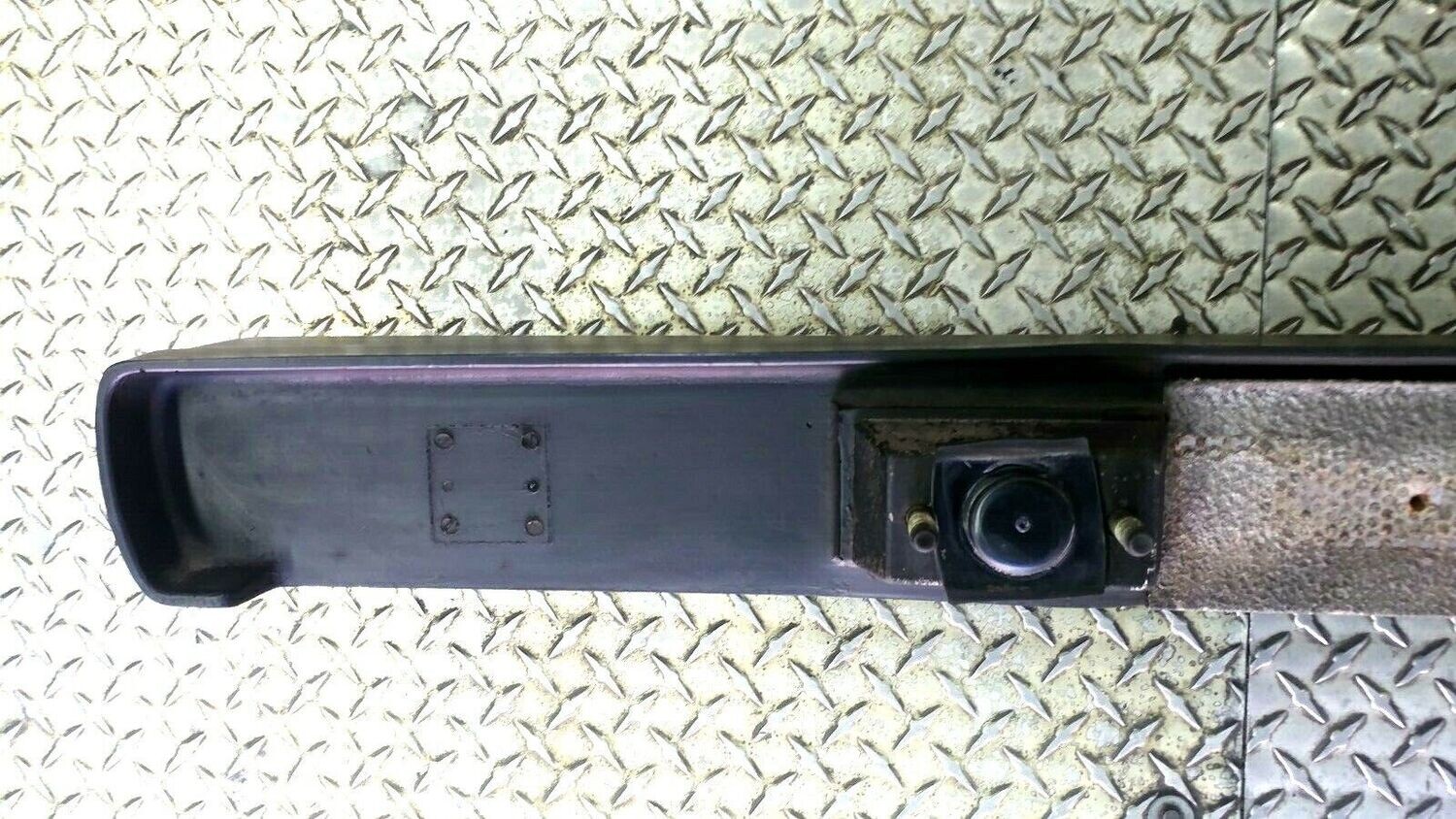 FERRARI 308 GTSi REAR BUMPER USA MODEL VERY CLEAN 60763300
