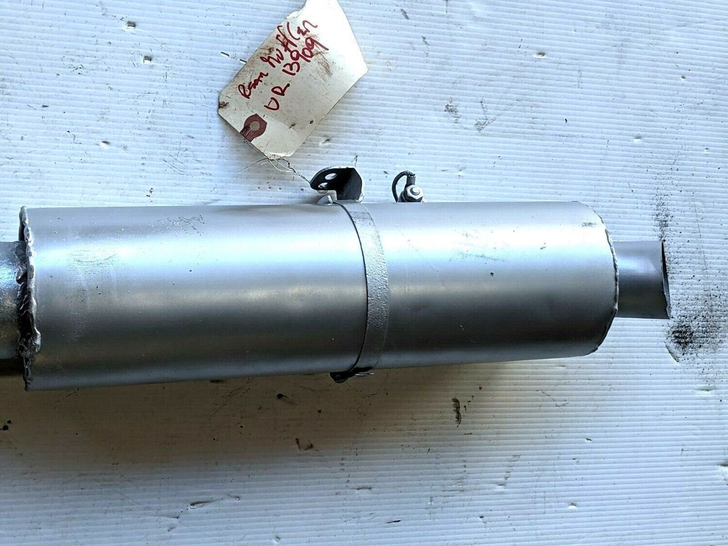 ROLLS ROYCE SILVER SHADOW REAR MUFFLER RH8867 good condition with UR13909