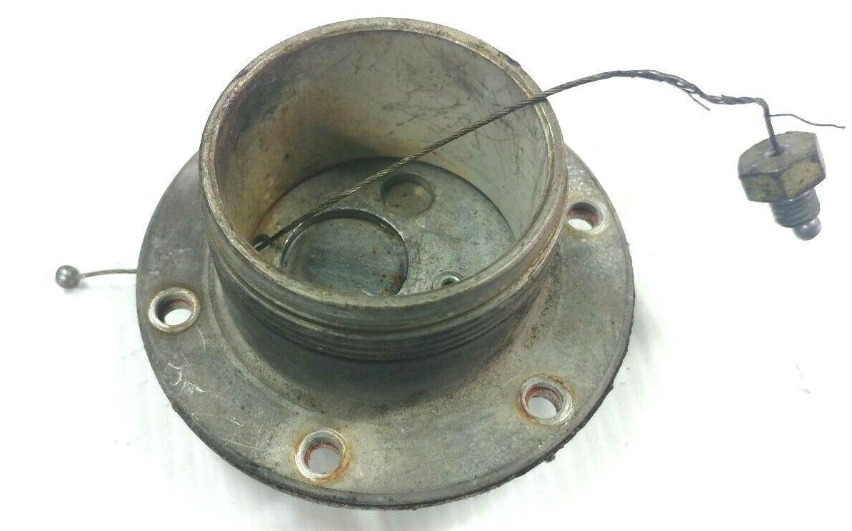 ROLLS ROYCE SILVER SHADOW FUEL FILLER NECK END UR19473