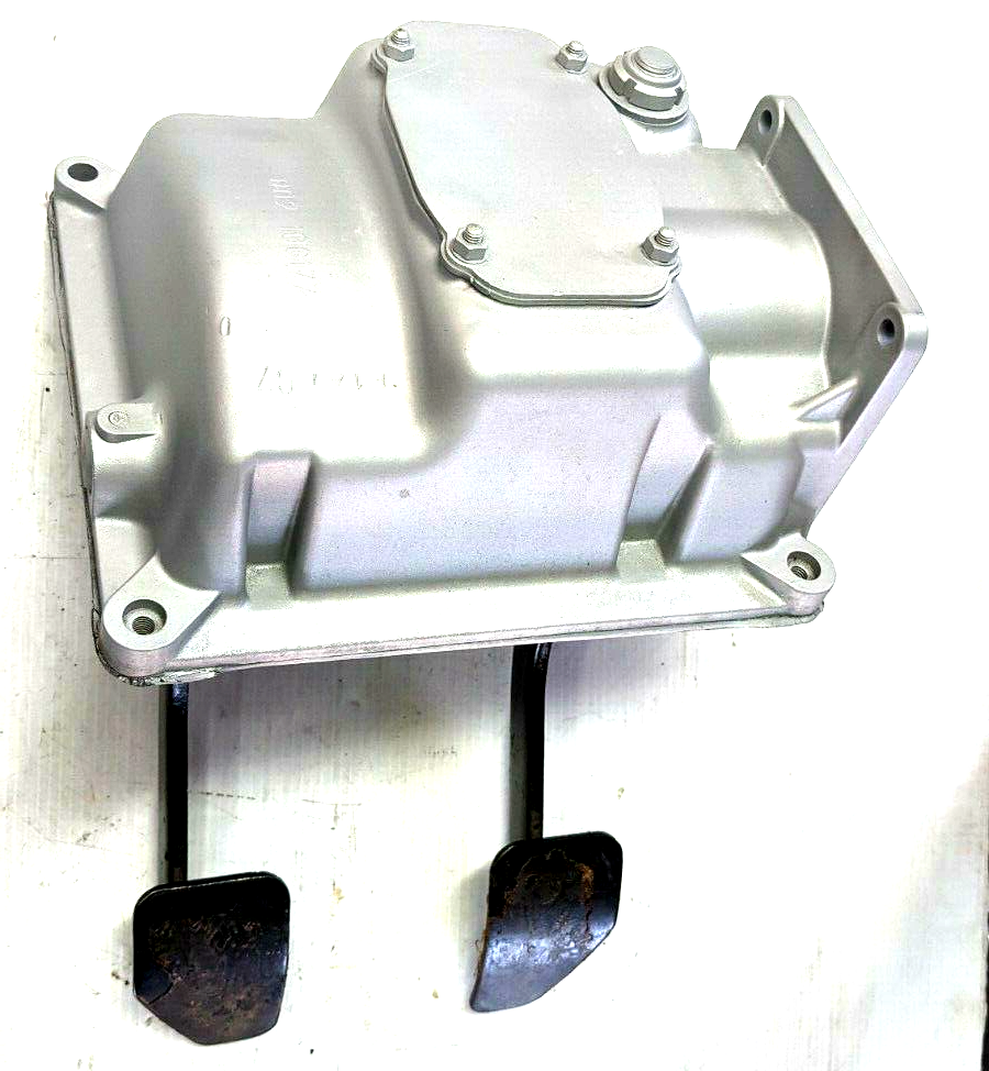 FERRARI 308 81 USA PARTS BRAKE AND CLUTCH PEDAL ASSEMBLY
