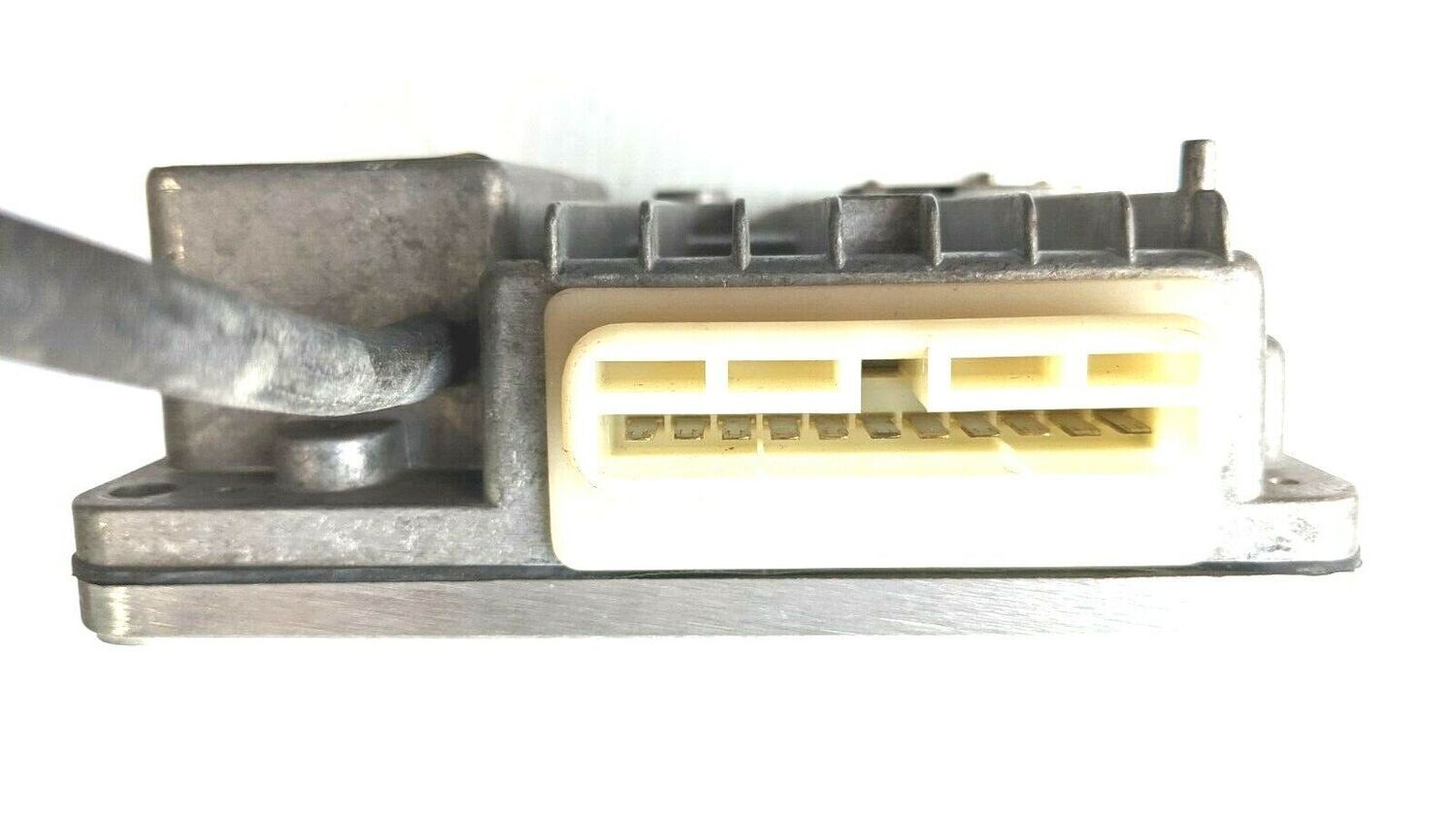Ferrari 308 IGNITION CONTROL UNIT MED801A 115747 PRE OWNED TESTED