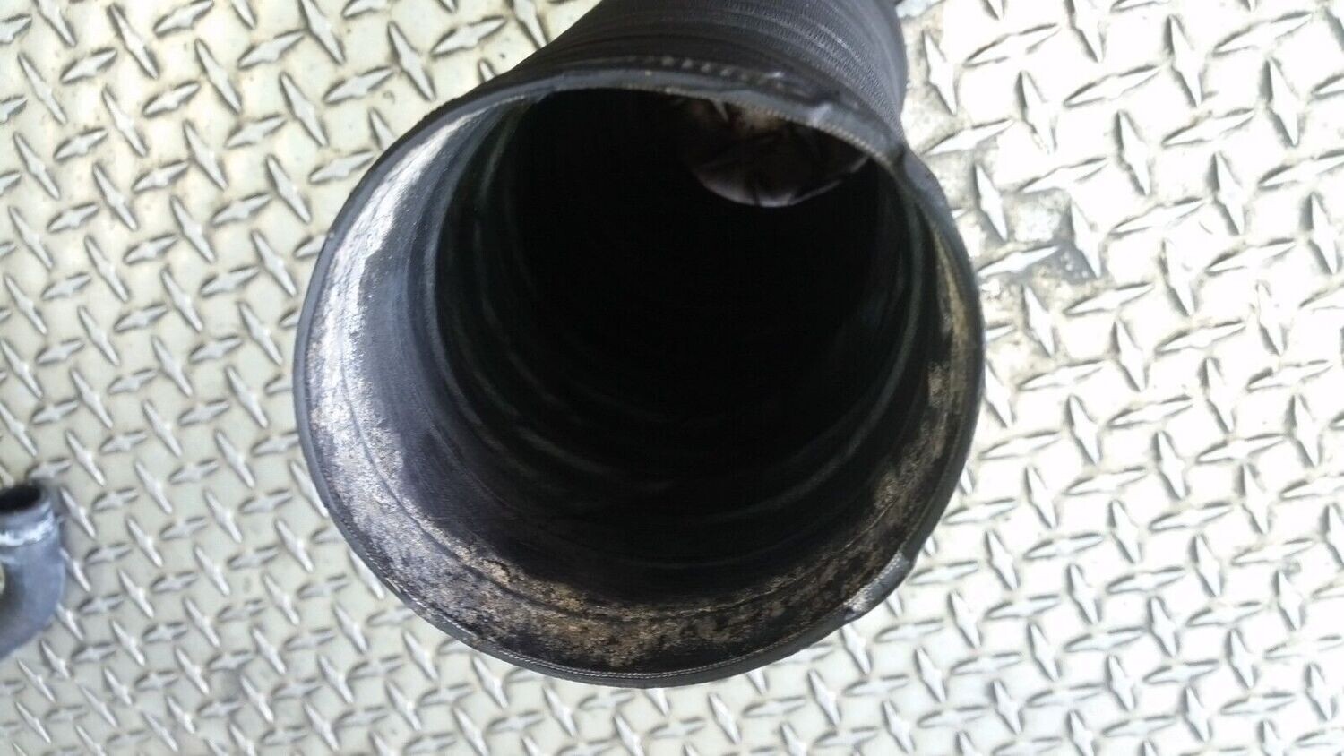 1998 Rolls Royce Silver SPUR turbo turbocharged Air hose between filter to turbo
