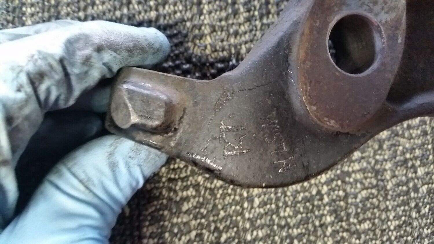 81 99 ROLLS ROYCE SILVER SPUR BENTLEY TURBO DAWN rt LOWER BALL JOINT ARM UR19398