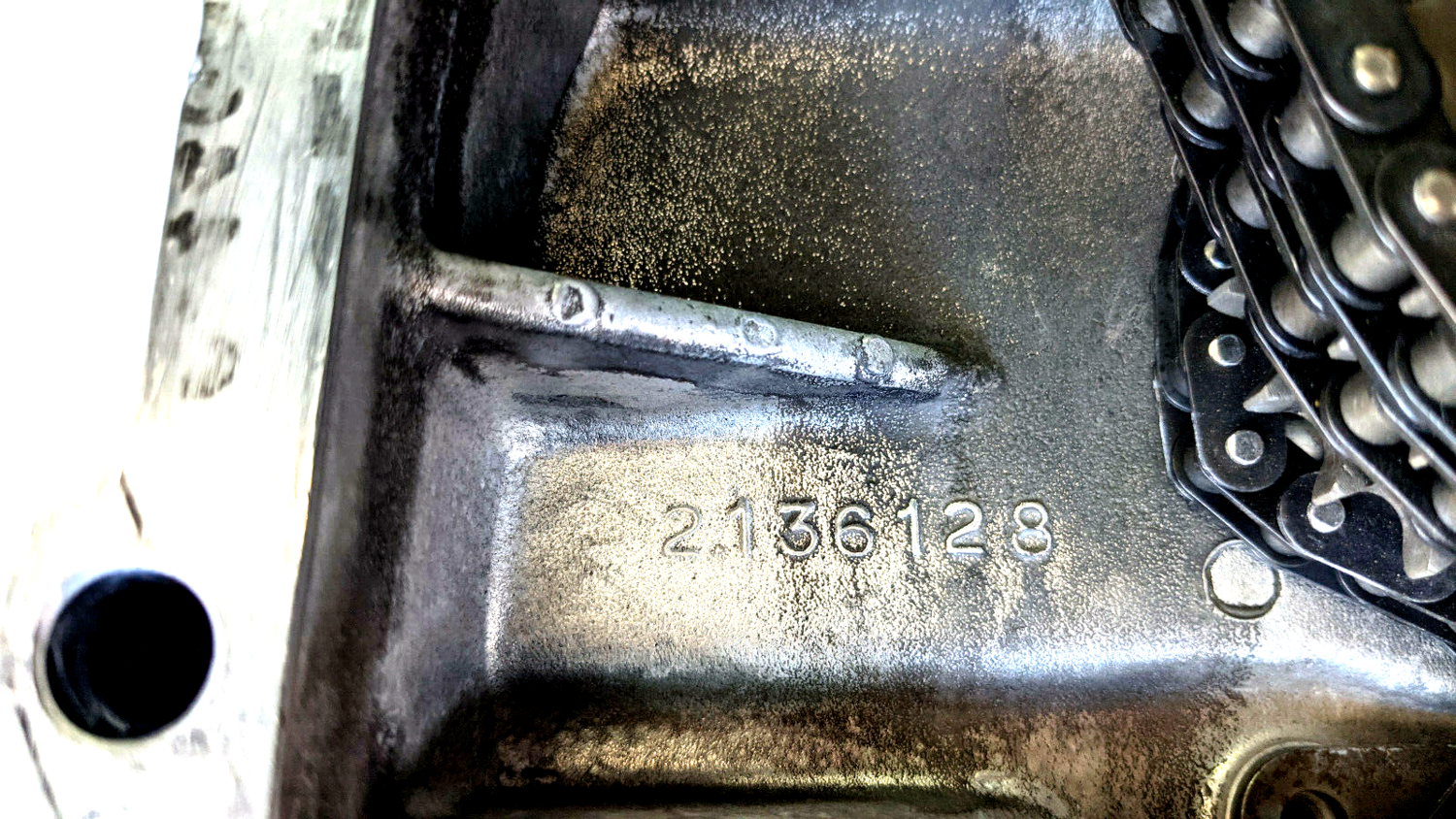 FERRARI 348 TS FRONT LOWER TIMING COVER WITH GEAR AND INTER SHAFT