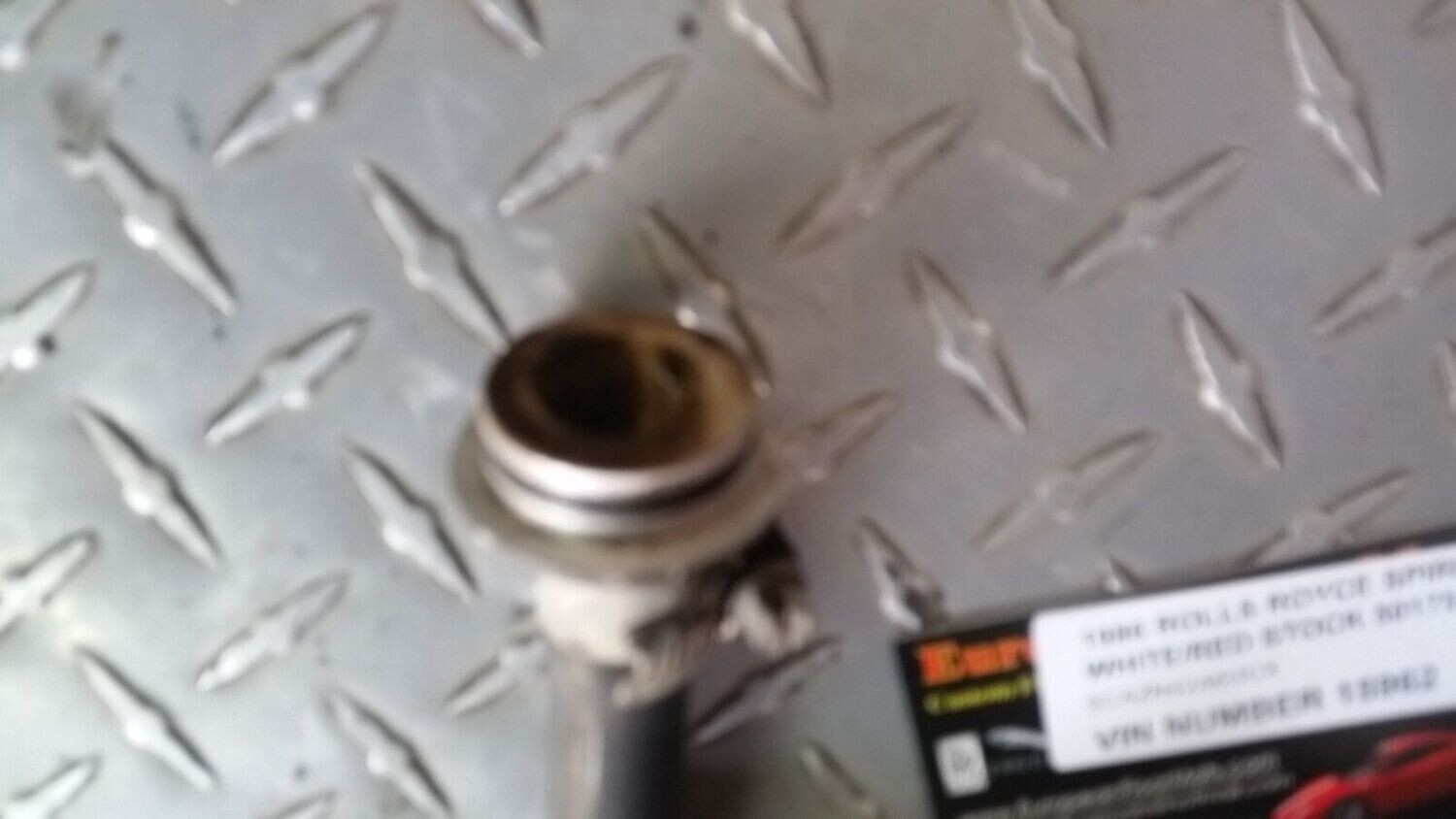 1986 Rolls Royce Silver Spirit Spur breather pipe from intake - oil filler neck