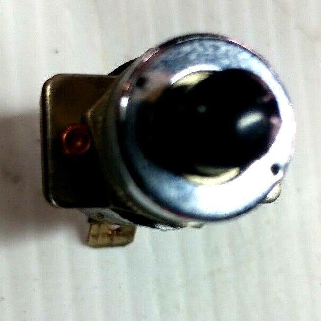 Rolls Royce Silver SHADOW WRAITH GLOVE COMPARTMENT light switch UB32562