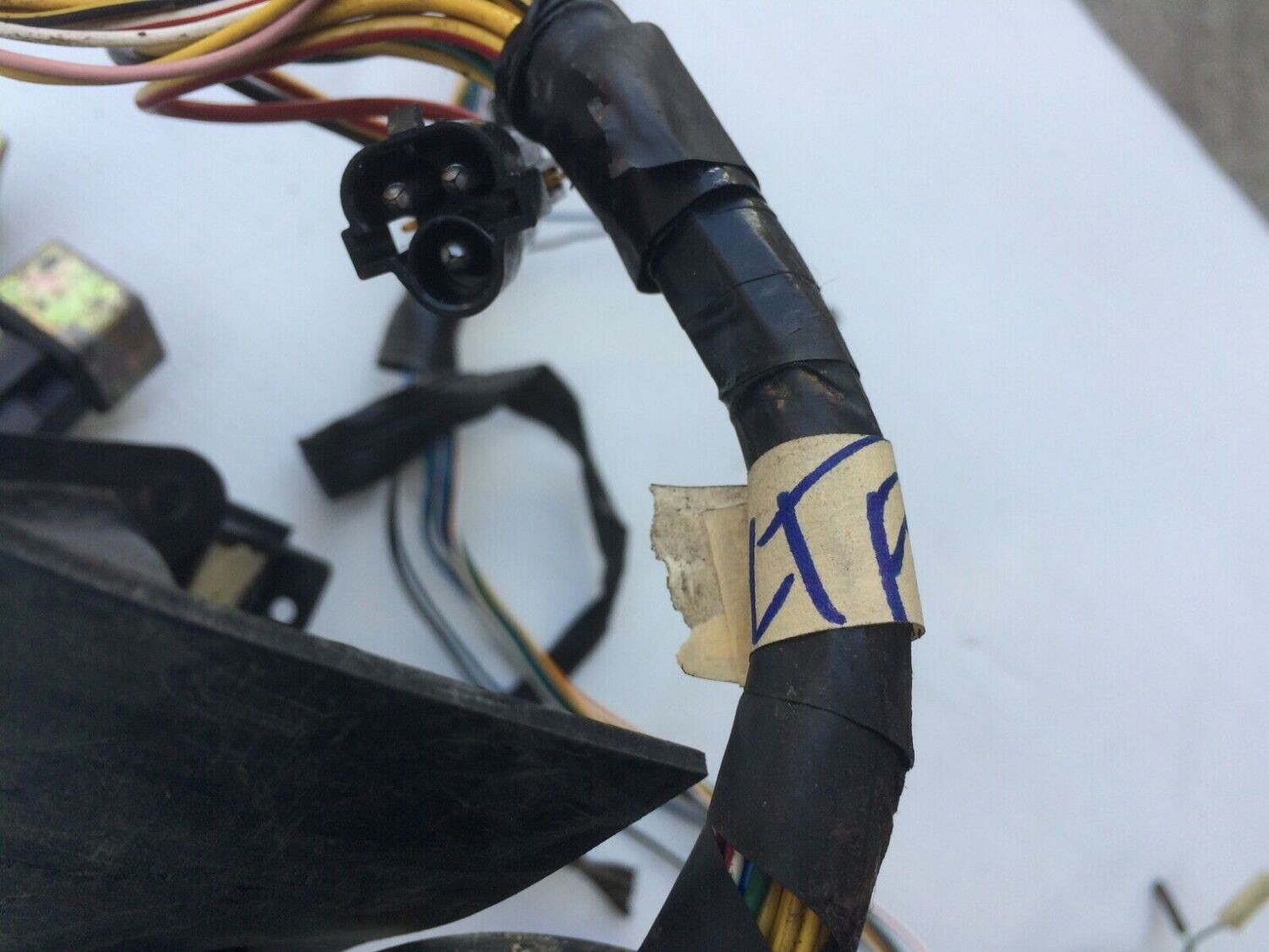 ROLLS ROYCE SILVER SPUR left FRONT DOOR wiring harness CABLES UT10651 Drivers