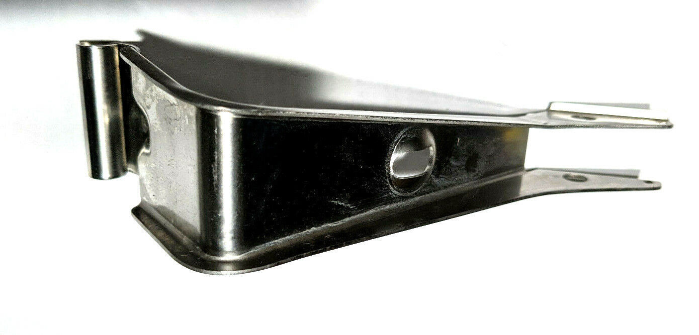 Rolls Royce CORNICHE CONTINENTAL bonnet hood pull handle UR22856